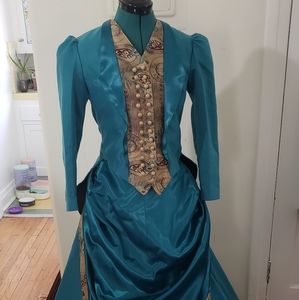 Victorian  / 1800s Visiting Dress Costume Cosplay